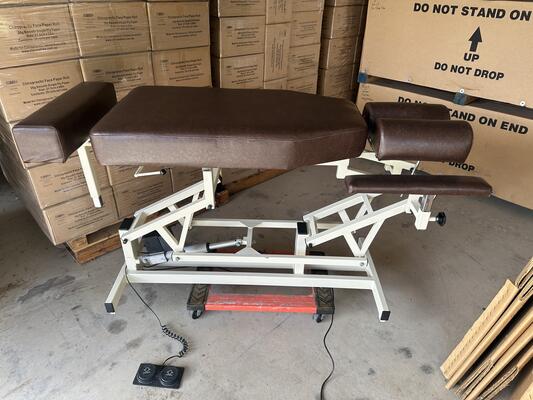 Martin - Massage Table